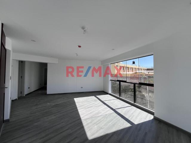 Venta De Depa En 2Do Piso En El Corazón De Yanahuara Excelente Zona