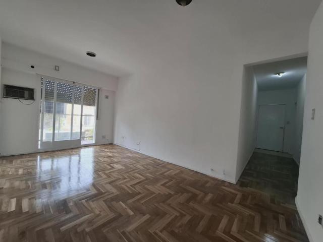 Venta de Departamento 3 ambientes en Tres De Febrero Santos Lugares