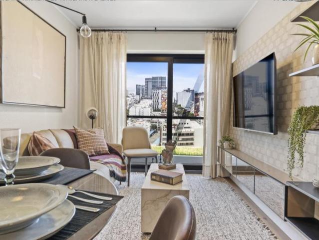 Venta de Departamento de 3 dormitorios en el corazón de Miraflores Av. Benavides