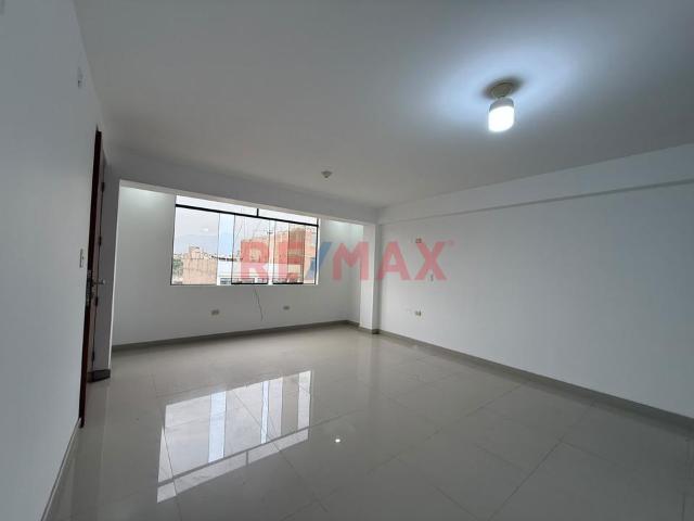Venta De Departamento De Estreno, Amplio Funcional 3 Dormitorios A Pasos De Carlos Izaguirre Y 12 De Octubre Smp