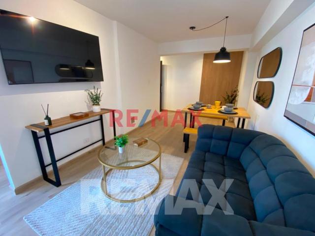 Venta De Departamento De Estreno Listo Para Su Entrega Frente A Parque En El Distrito De San Miguel