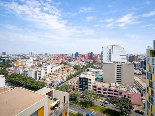 Venta De Departamento Dúplex Con Terraza Soñada En Miraflores