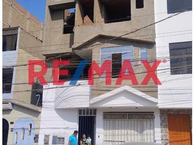 Venta De Departamento En Comas, Urb. Alameda Del Pinar