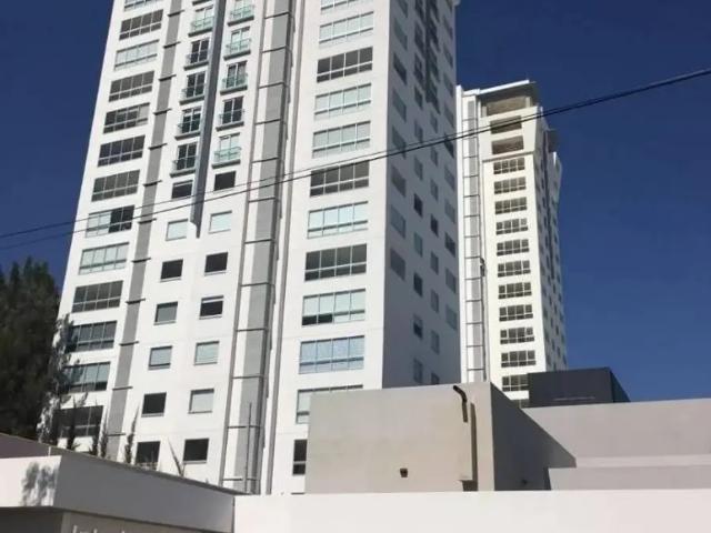 Venta de Departamento En Arcos De Guadalupe, Zapopan