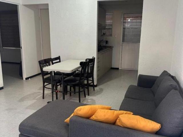 VENTA DE DEPARTAMENTO EN LOS HEROES PLANTA BAJA EN CLUSTER