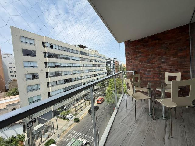 Venta de departamento en Miraflores cerca a Larcomar