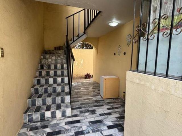 Venta de Departamento en Planta Baja, Fracc. El Prado, Queretaro