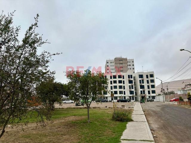 Venta De Departamento En Primer Piso En Condominio