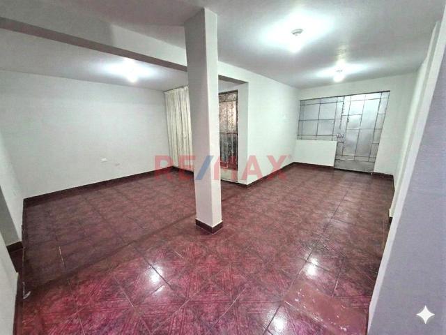Venta De Departamento En Primer Piso En Los Olivos ✨