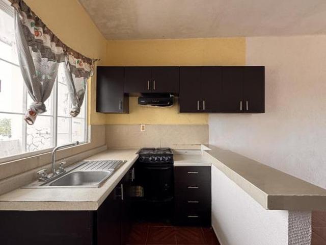 Venta de Departamento en tercer nivel en Residencial del Bosque, 91697
