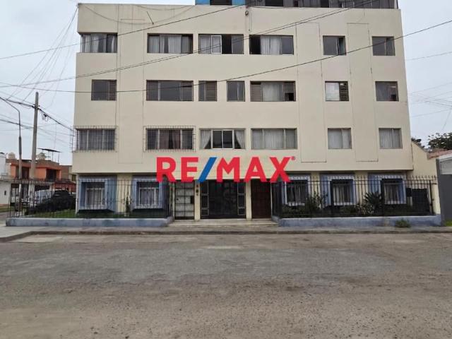 Venta De Departamento En Urb Primavera