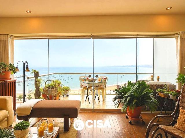 Venta de Departamento frente al mar en Malecón Grau Chorrillos