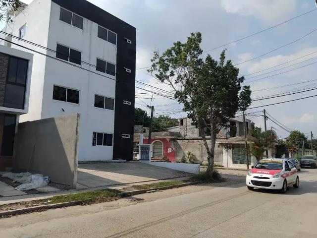 VENTA DE DEPARTAMENTO PLANTA BAJA DE 2 HABITACIONES EN COL. JARDINES DE POZA RICA