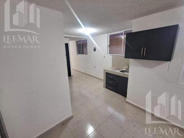 VENTA DE DEPARTAMENTO RECIEN REMODELADO, COL. ARBOL GRANDE, CD. MADERO MUY CERCA DEL BARCO MUSEO D