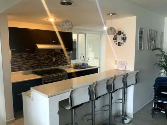 Venta de Departamento remodelado en PB