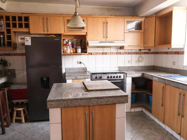 Venta de Departamento Triplex en Breña