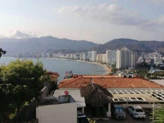 VENTA DE DEPARTAMENTO UBICADO EN JOYAS DE BRISAMAR ACAPULCO