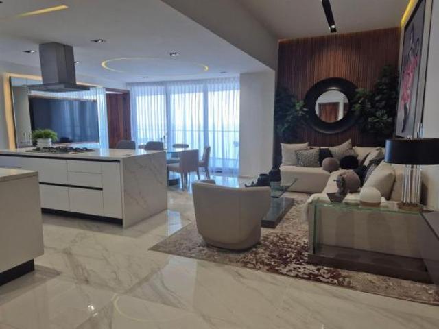 Venta de departamentos Torre Bahari Luxury con vista al mar en boca dle río