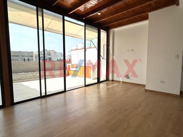 Venta De Dúplex 214 M² | 3 Dorms + Terraza Con Parrilla En Miraflores