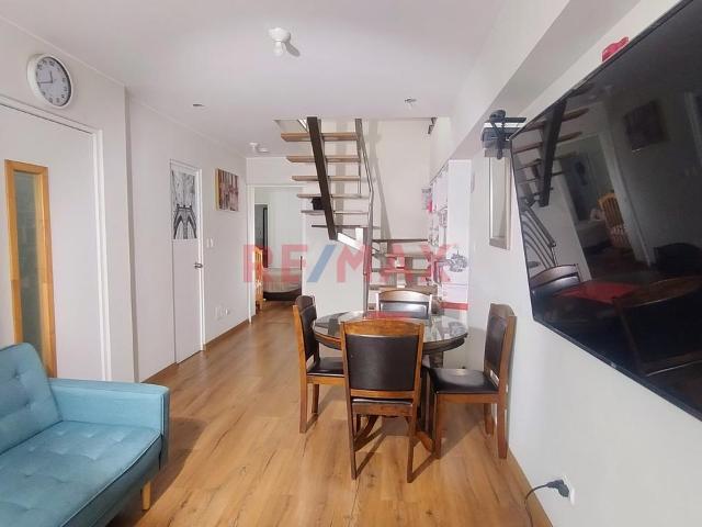 Venta De Duplex A Solo 1 Cuadra Del Parque El Carmen En Pueblo Libre Y A 30 Mts De Av. Bolivar