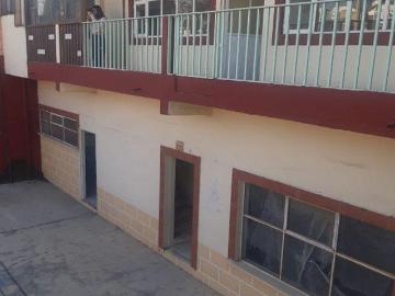 VENTA DE EDIFICIO COMERCIAL EN SAN BERNARDINO TOLUCA A UN COSTADO DEL ESTADIO NEMESIO DIEZ