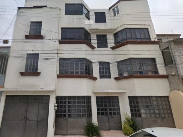 Venta de Edificio con 22 habitaciones para estudiantes