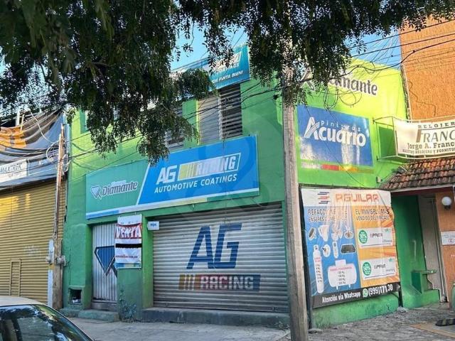 Venta de edificio de 10 Habitaciones por la plancha Ideal para Remodelar