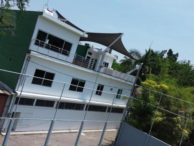 Venta de edificio en Tequesquitengo, Morelos. Clave 6249