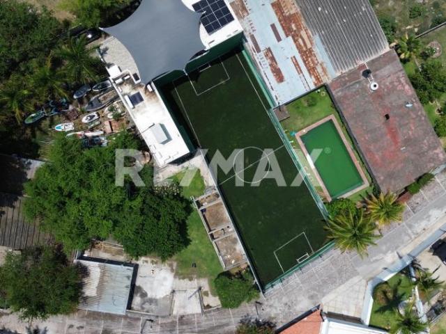 Venta de edificio en Tequesquitengo, Morelos. Clave 6249