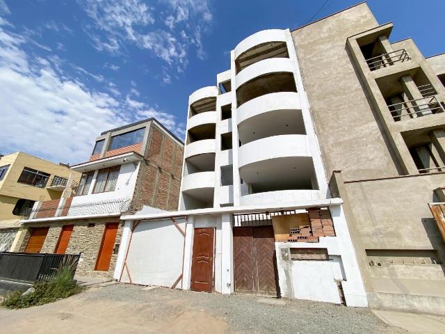 VENTA DE EDIFICIO EN URB. SANTA ISABEL DE CARABAYLLO