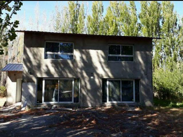 Venta de espectacular Casa 4 ambientes en