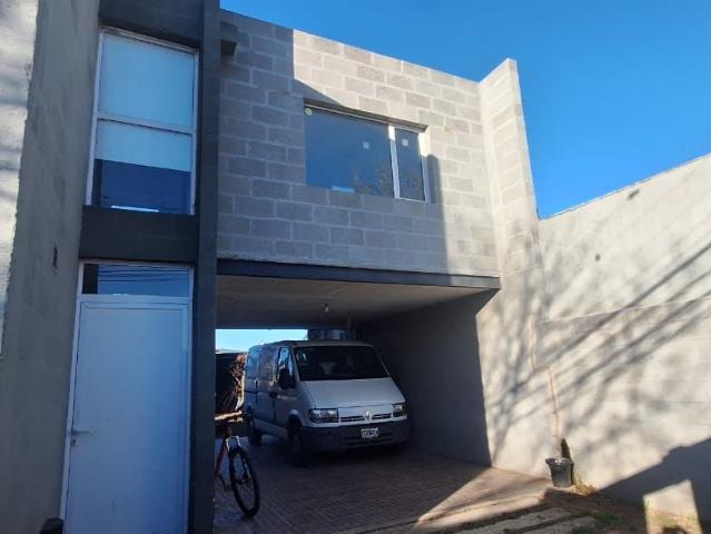 Venta de espectacular Casa 4 ambientes en Trenque Lauquen Trenque Lauquen