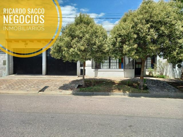 Venta de espectacular Casa 4 ambientes en Trenque Lauquen Trenque Lauquen