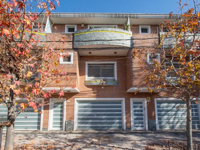 Venta de espectacular Casa 4 ambientes en Tres De Febrero Villa Bosch