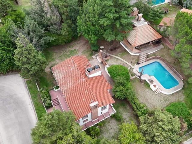 Venta de espectacular Casa 4 ambientes en Villa Carlos Paz