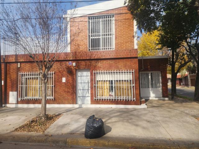 Venta de espectacular Casa 4 ambientes en Villa Constitución