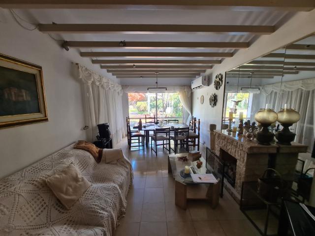 Venta de espectacular Casa 4 ambientes en Villa Constitución
