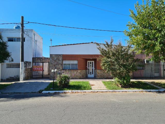 Venta de espectacular Casa 4 ambientes en Villa Constitución
