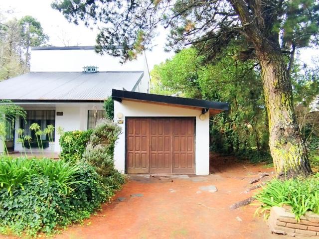 Venta de espectacular Casa 4 ambientes en Villa Gesell