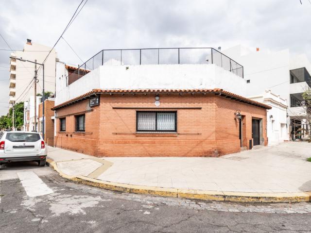 Venta de espectacular Casa 4 ambientes en Villa Pueyrredón