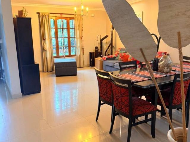 Venta de espectacular Casa 4 ambientes en Yerba Buena