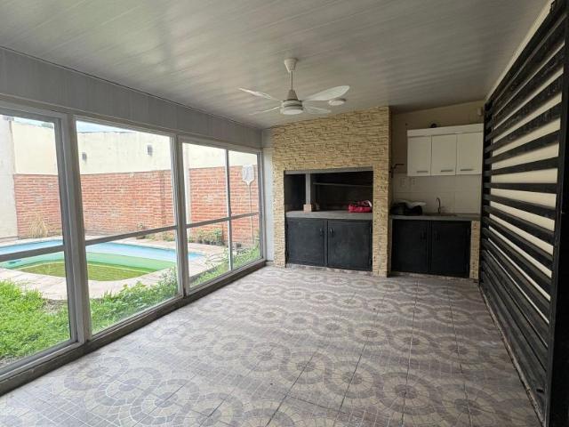 Venta de espectacular Casa 4 ambientes en Yerba Buena