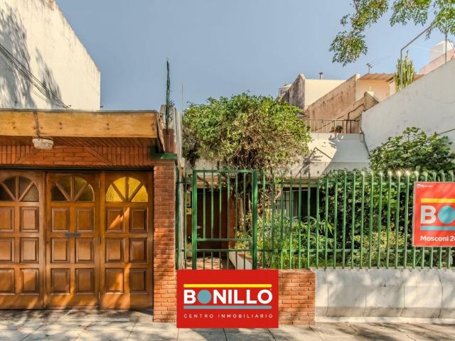 Venta de espectacular Casa 4 ambientes en Agronomía