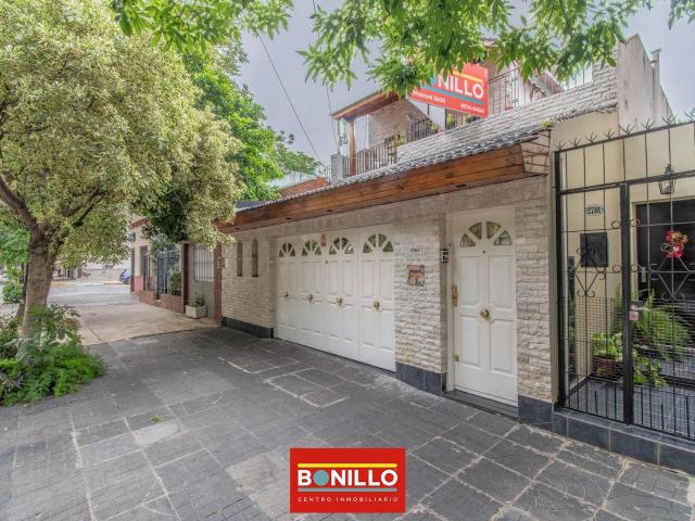 Venta de espectacular Casa 4 ambientes en Agronomía