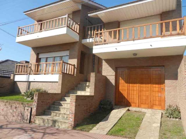 Venta de espectacular Casa 4 ambientes en Balcarce Balcarce