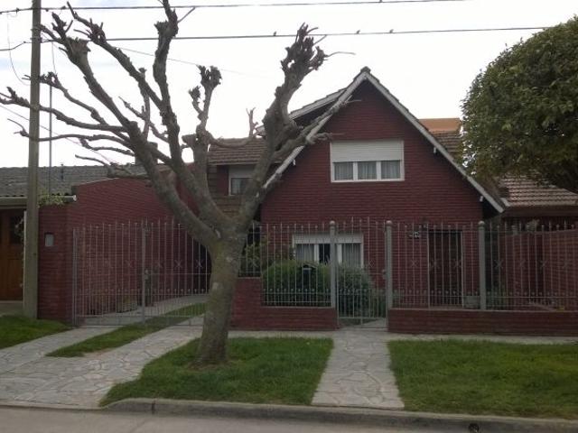 Venta de espectacular Casa 4 ambientes en Balcarce Balcarce