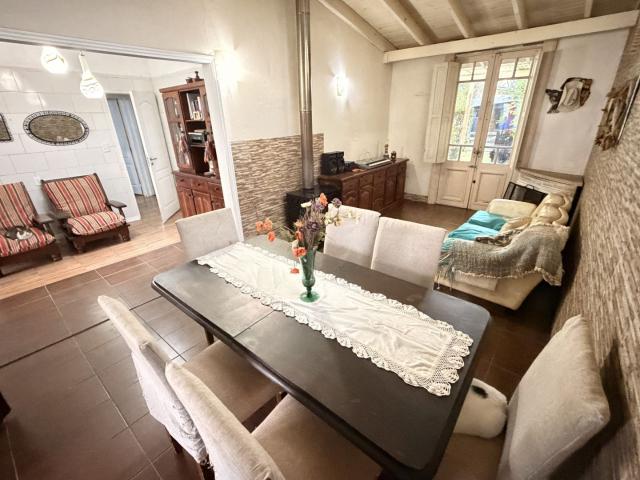Venta de espectacular Casa 4 ambientes en Chascomús Chascomús