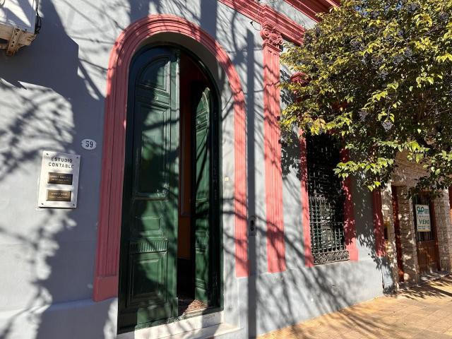 Venta de espectacular Casa 4 ambientes en Chascomús Chascomús