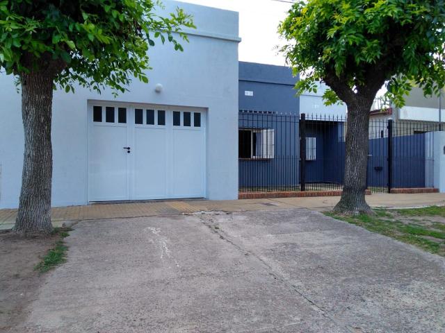 Venta de espectacular Casa 4 ambientes en Chascomús Chascomús