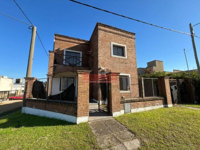 Venta de espectacular Casa 4 ambientes en Concordia